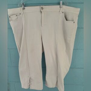 Avenue Plus Size Cropped  White Jeans